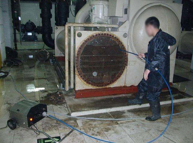 如何做好螺桿式冷水機(jī)清洗工作？ 